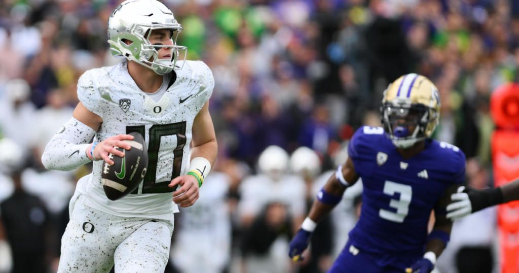 oregon-opens-as-two-score-betting-favorite-over-washington-ahead-of-pac-12-title-game