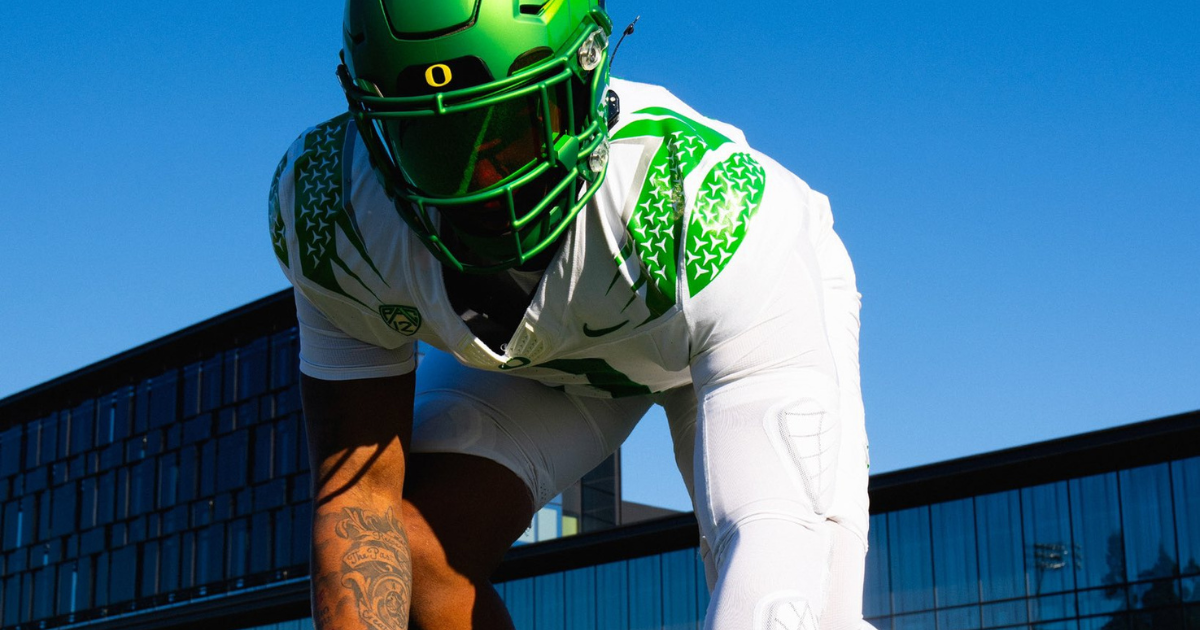 Oregon Reveals Uniforms Ahead Of Pac 12 Title Game Showdown With Washington On3 1990