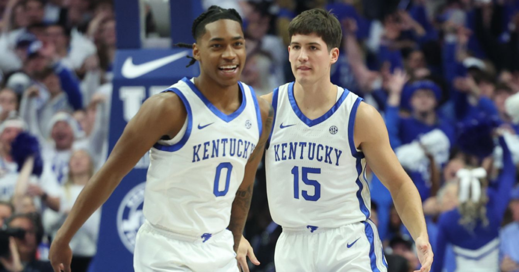 Kentucky freshmen guard Rob Dillingham (left) and Reed Sheppard