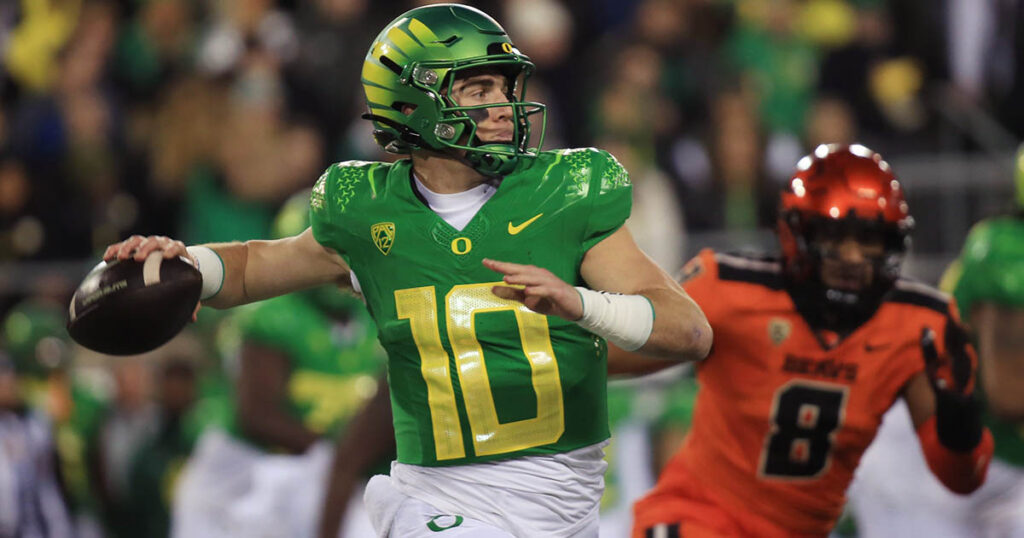 Oregon QB Bo Nix vs. Oregon State