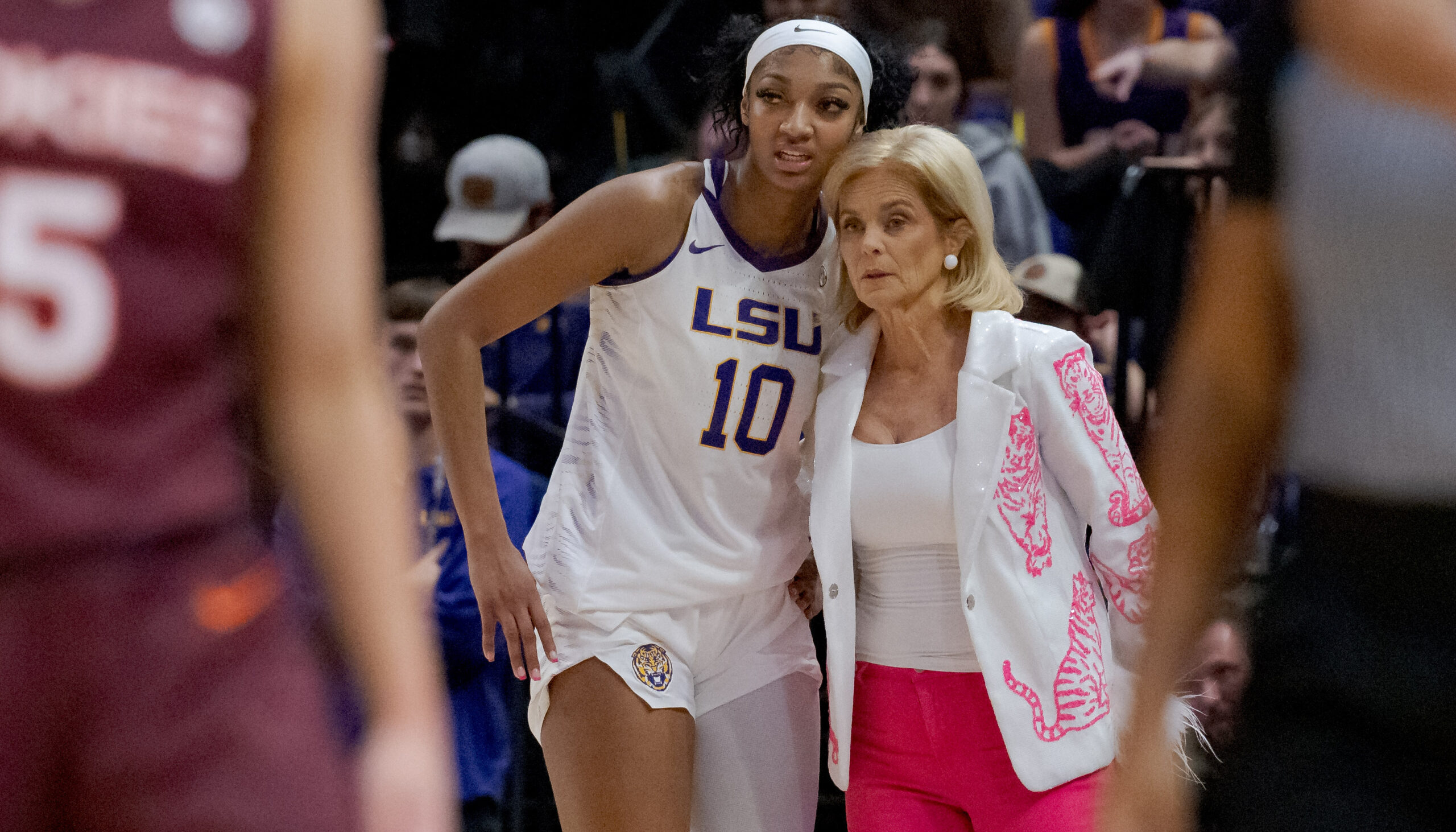 Observations from LSU’s commanding 82-64 victory against Virginia Tech