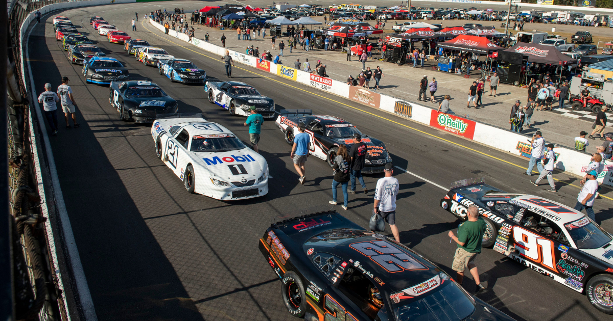 Snowball Derby qualifying a mixed bag for NASCAR drivers