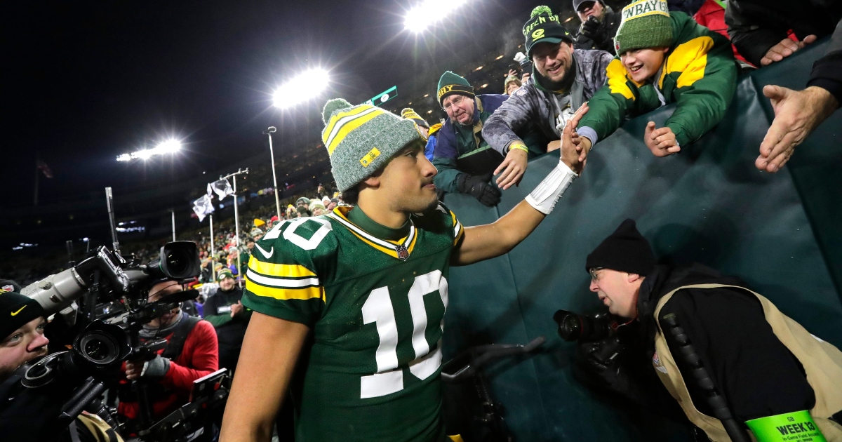 Packers QB Jordan Love Can Do What Aaron Rodgers Never