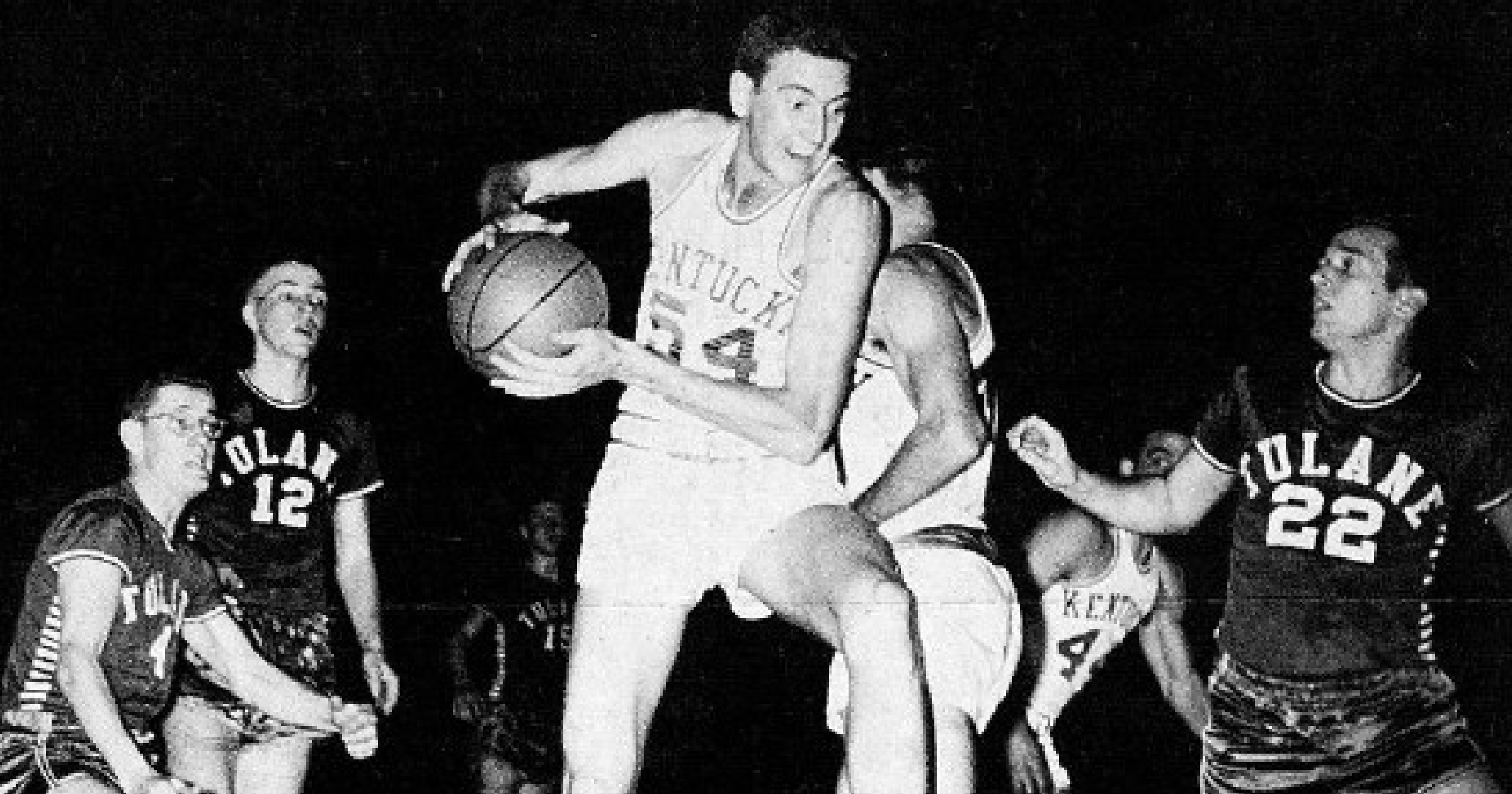 Don Mills, Fiddlin' Five Sixth Man and AllSEC member, has passed away