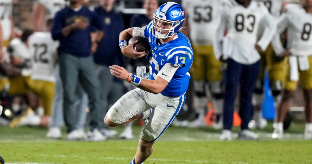 Social media reacts to former Duke QB Riley Leonard's Notre Dame transfer portal commitment.