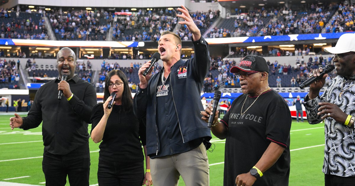 LA Bowl host Rob Gronkowski praise Boise State fans, critical of UCLA’s