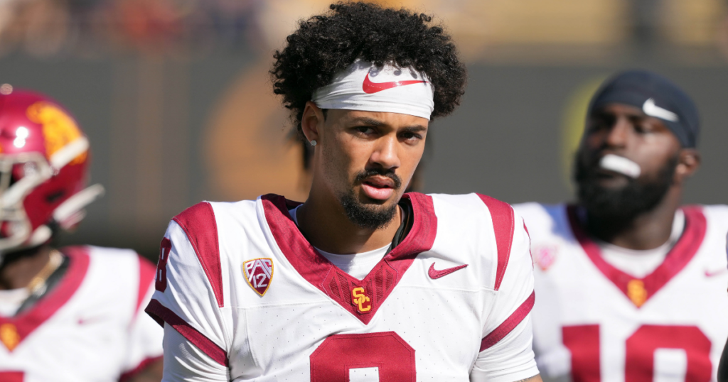 USC Trojans quarterback Malachi Nelson (8) before the game against the California Golden Bears at California Memorial Stadium