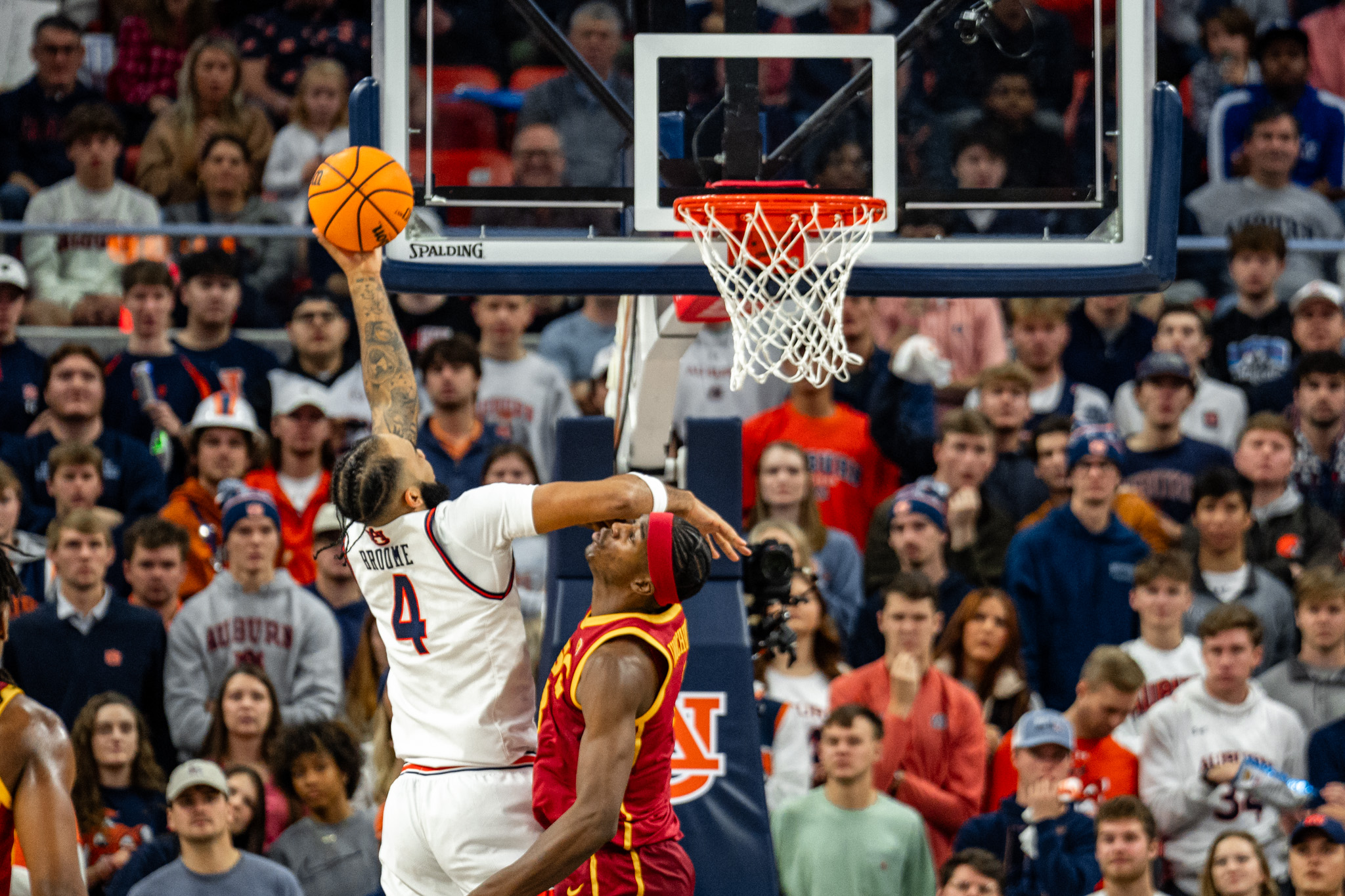 Photos: All the action surrounding Auburn's blowout win over USC