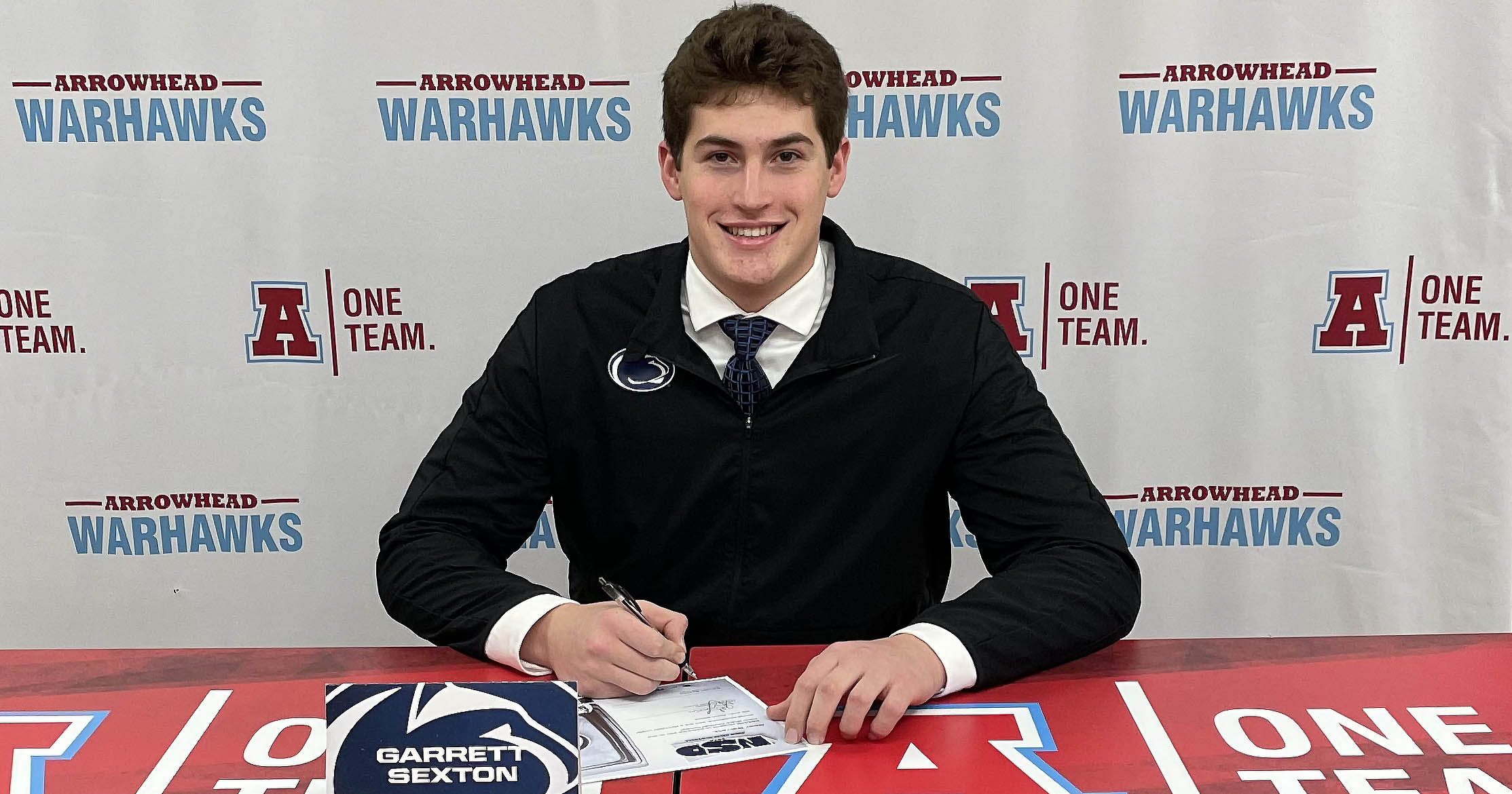 Arrowhead OL coach Brad Linares details Penn State signee Garrett Sexton's progression at
