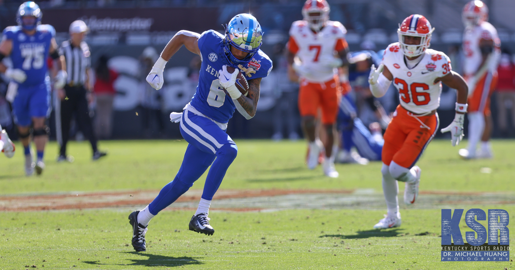 Kentucky drops haymaker roller coaster to Clemson in Gator Bowl