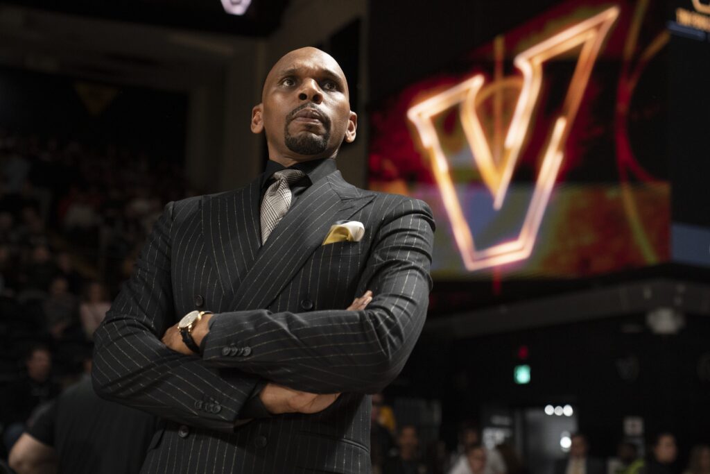 Vanderbilt head coach Jerry Stackhouse looks out onto the court before a game