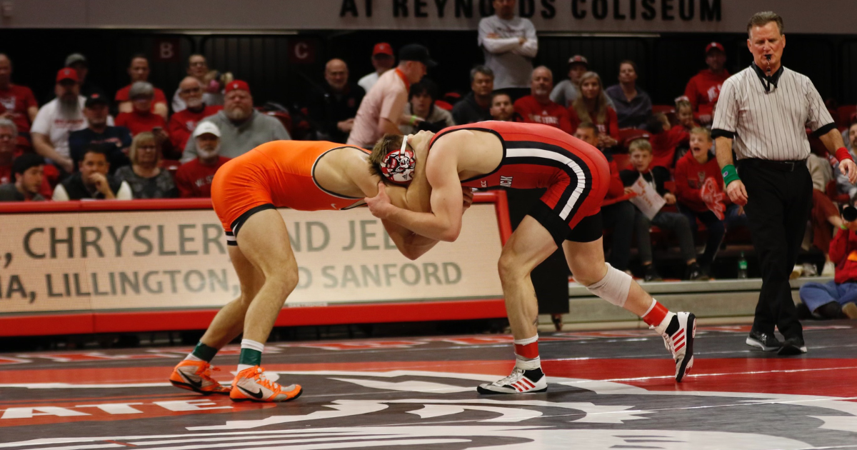 No. 8 NC State wrestling hosts No. 13 Virginia Tech On3