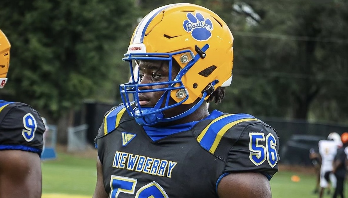 DL Jarquez Carter's recruitment has gone national and he's set to hit the  road in March - On3