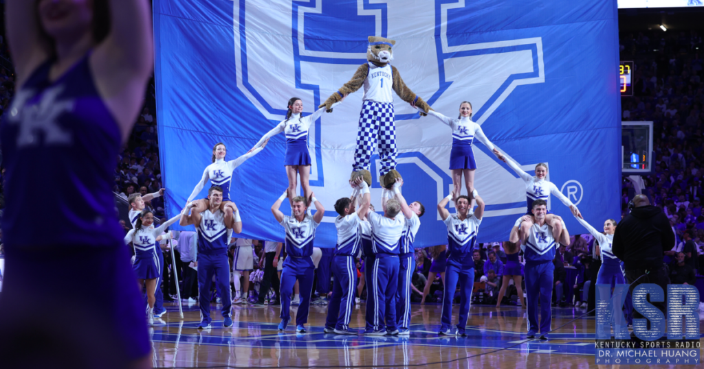 Kentucky cheerleaders and mascot perform at Rupp Arena