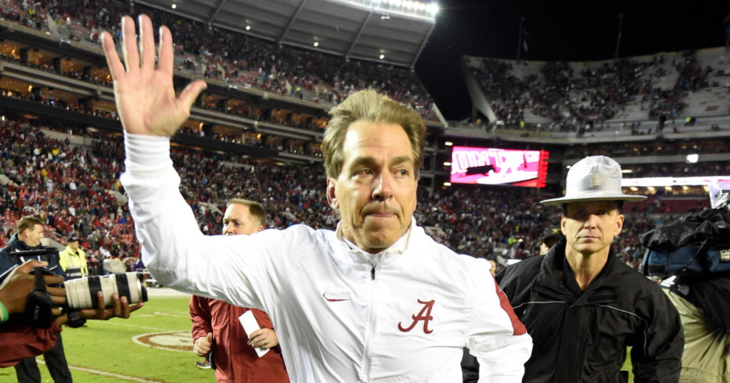 nick-saban-drives-away-from-alabama-football-facility-for-final-time-following-retirement