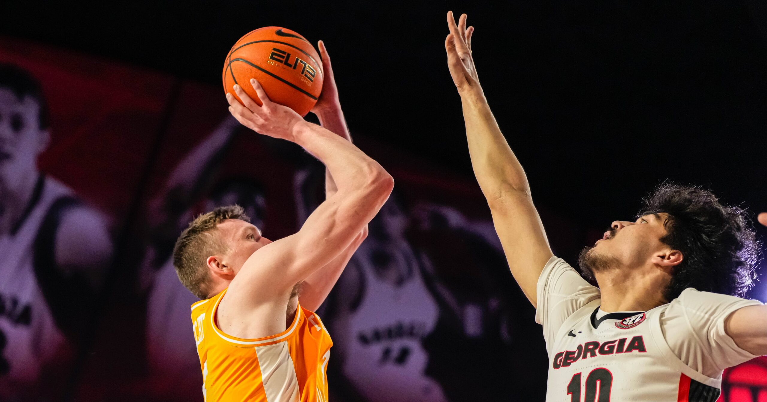 Dalton Knecht joining elite Tennessee basketball company