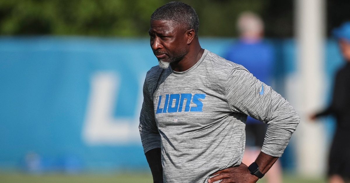 Lions DC Aaron Glenn Completes Virtual Head Coaching Interview With Titans