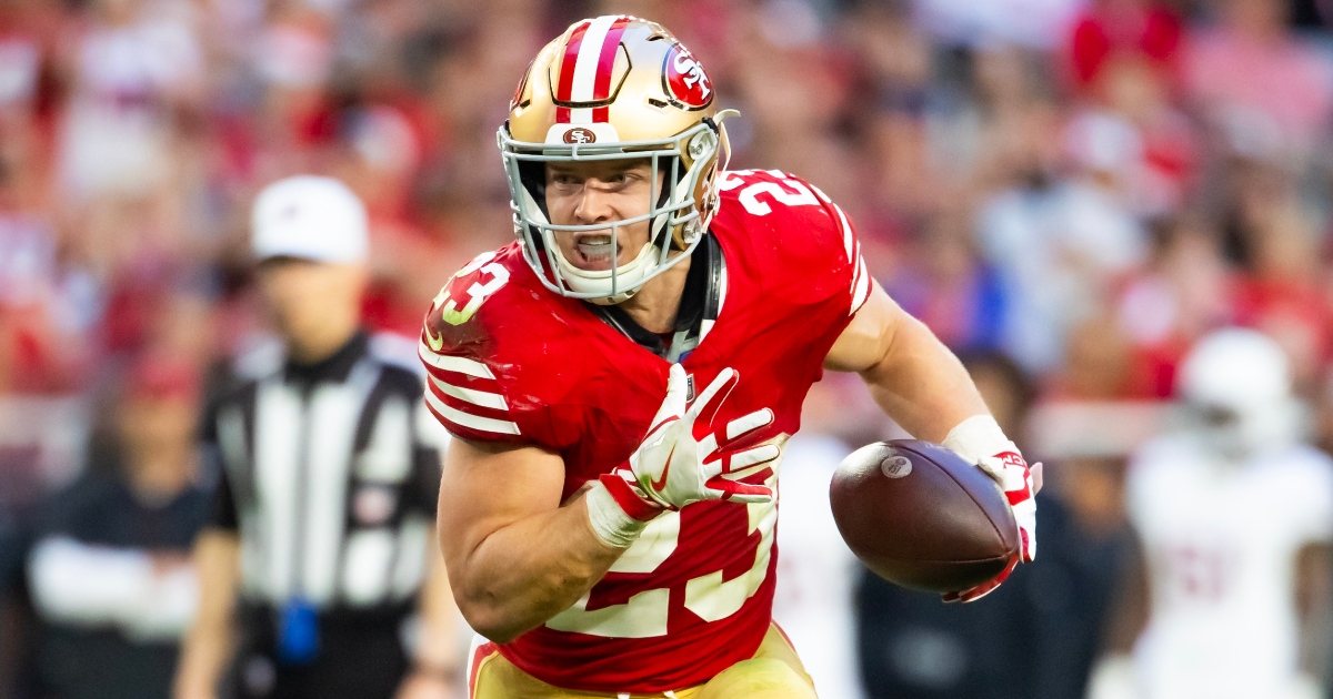 Christian McCaffrey injury: 49ers RB goes down on non-contact, limps to ...