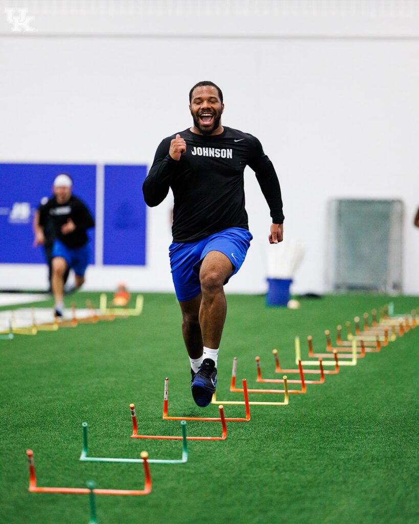 Kentucky football workouts with Jamon Dumas-Johnson