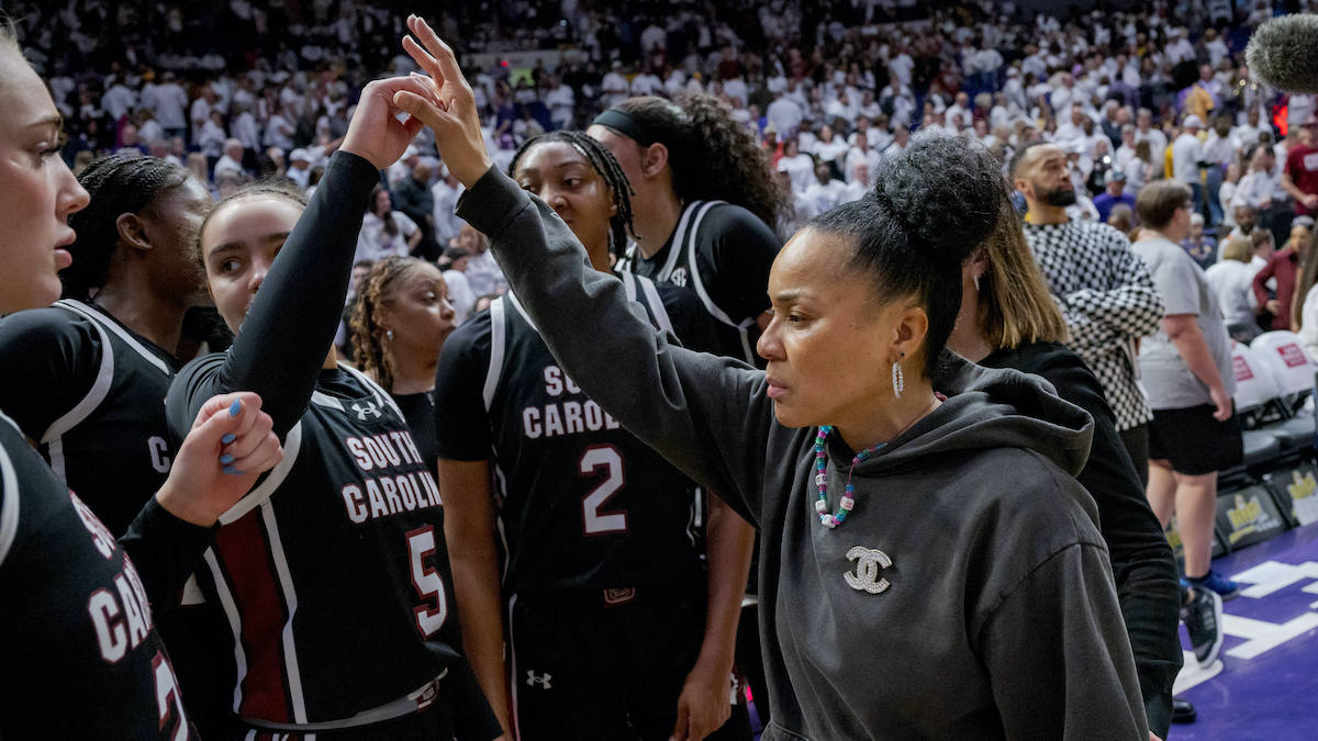 Dawn Staley explains how South Carolina is able to come back from big deficits - On3.com