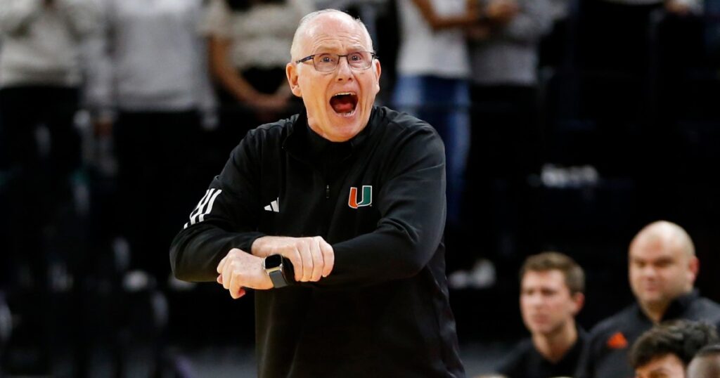 on3.com/seth-greenberg-on-jim-larranaga-sitting-away-from-team-during-timeout-thats-not-the-way-to-reach-em/