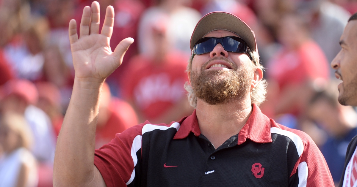 Dusty Dvoracek shares amazing fishing story involving late Oklahoma