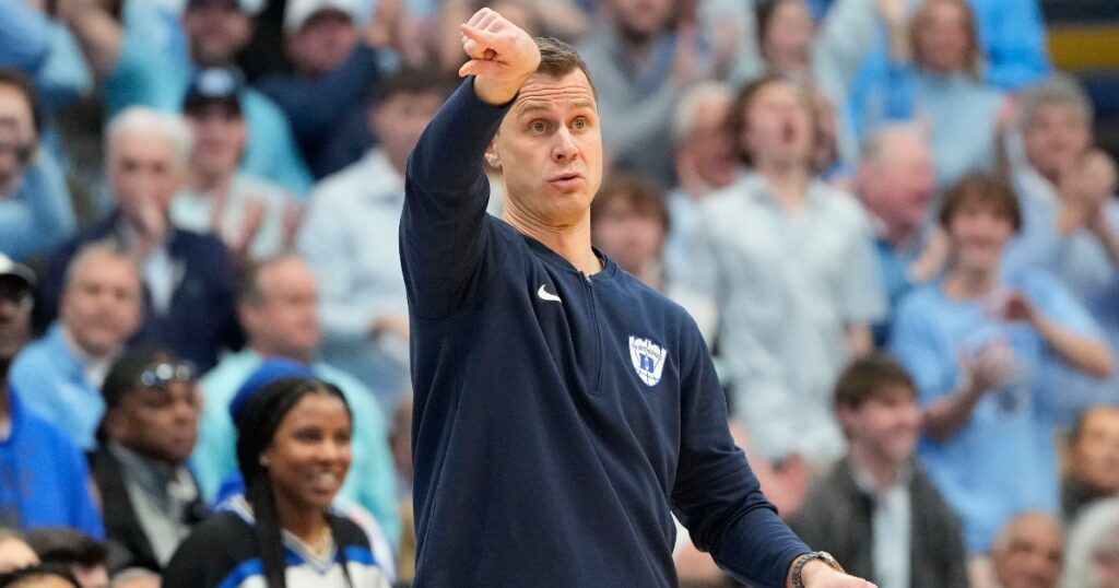 duke-head-coach-jon-scheyer-addresses-lack-of-effort-against-north-carolina-promises-better