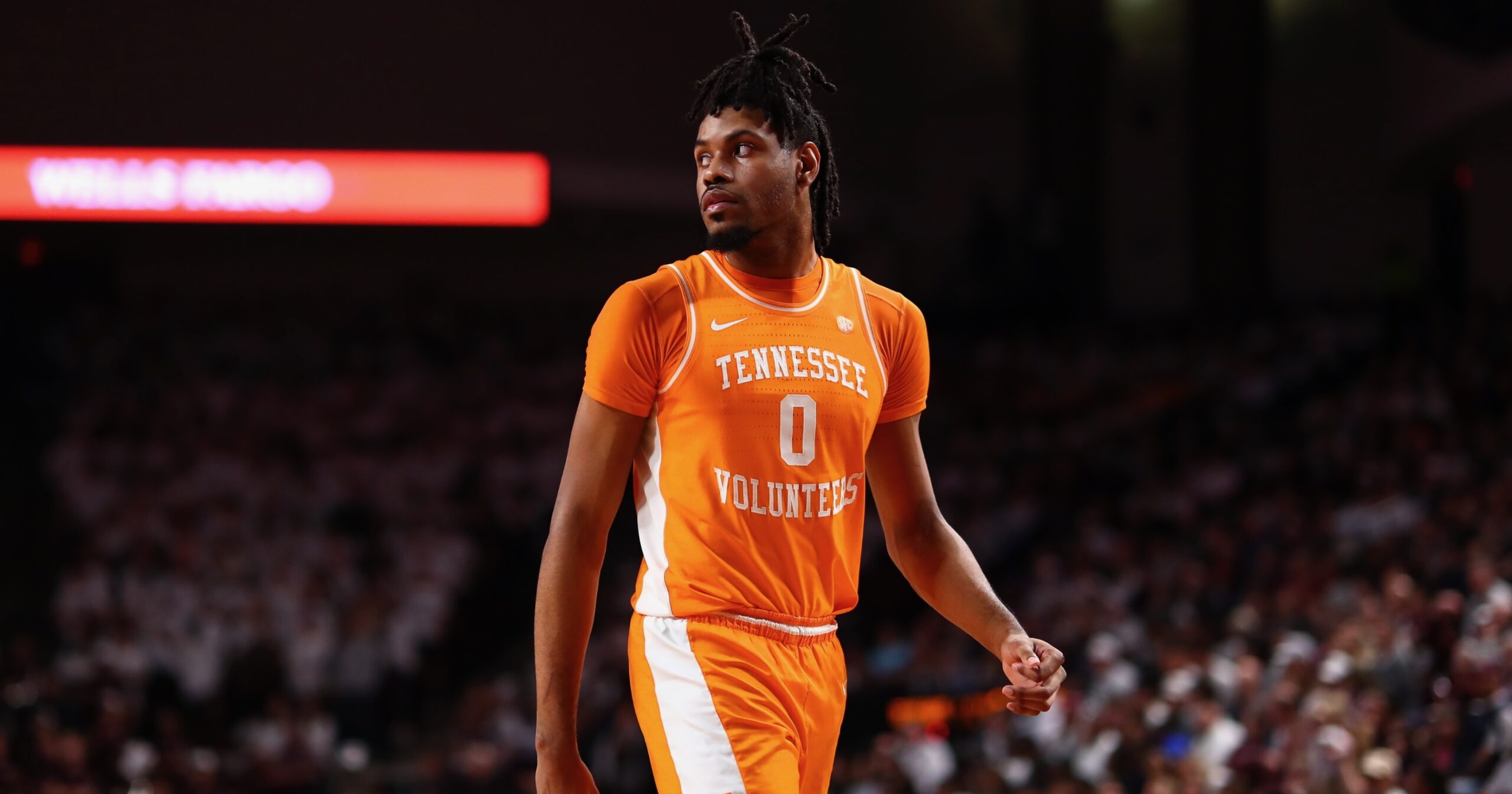 Tennessee's Jonas Aidoo Addresses Transfer Portal Decision