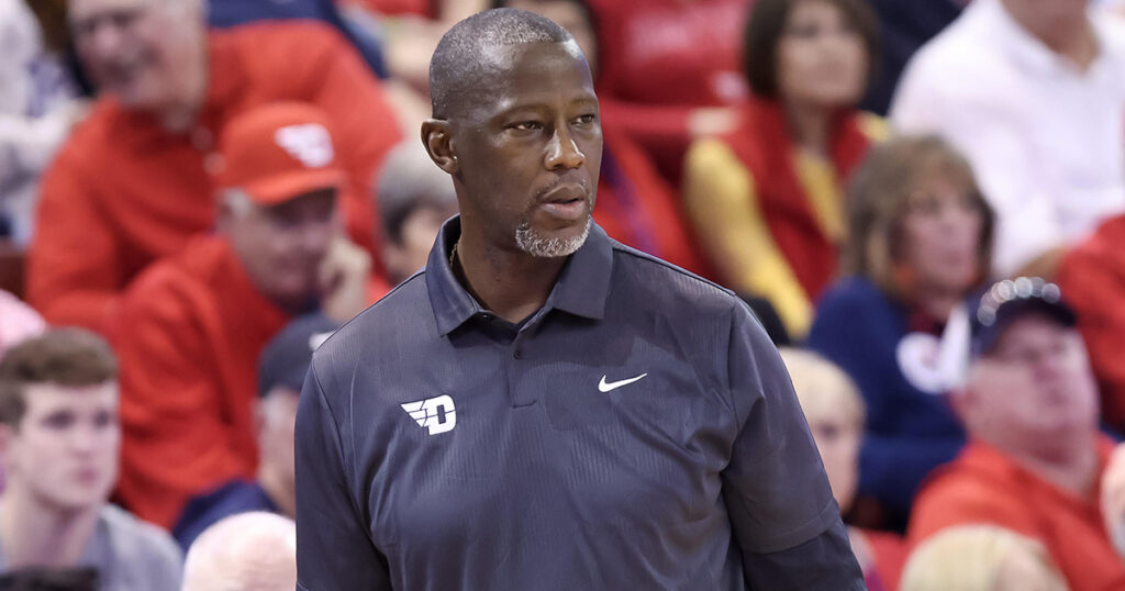 Dayton head coach Anthony Grant