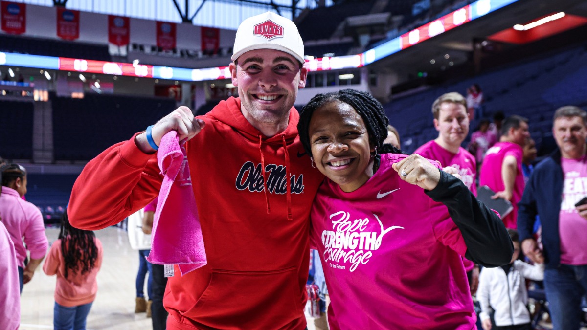 LOOK: At least one Ole Miss sports team played some inspired ball on Sunday