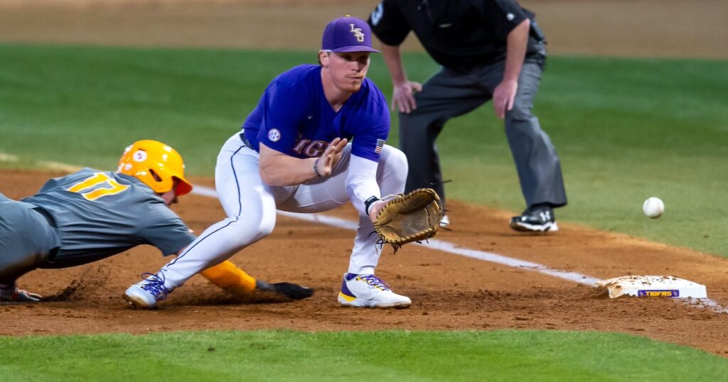 jared-jones-three-runs-leads-lsu-baseball-past-texas-6-3