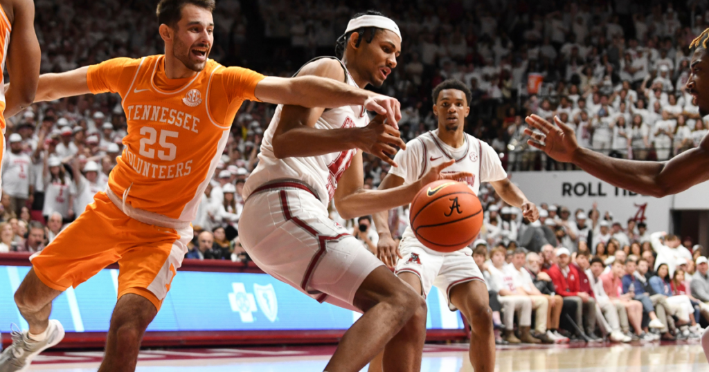 Alabama forward Jarin Stevenson