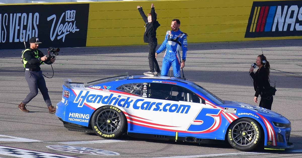 Kyle Larson reflects on celebrating with his kids after Las Vegas win