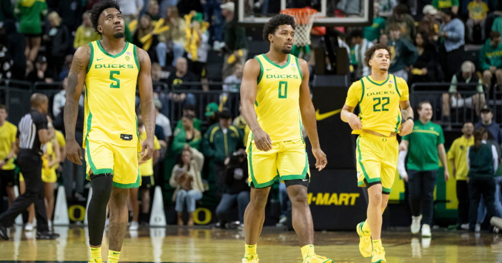 oregon-starts-fast-fades-late-in-loss-to-colorado (1)