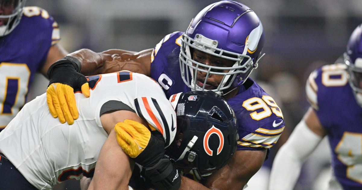 Danielle Hunter Signs Two-year, $49 Million Deal With Houston Texans ...