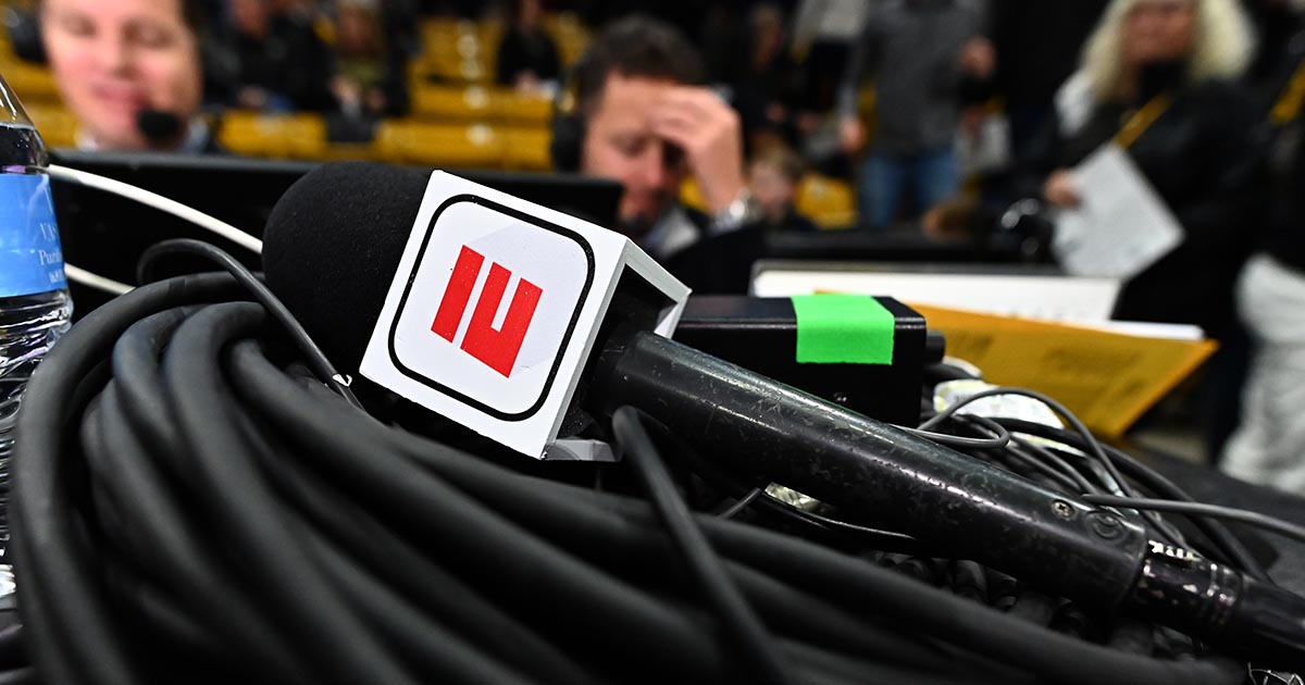 WATCH: ESPN forced to apologize after fan hijacks crowd mic at MAAC Men's Lacrosse Championship
