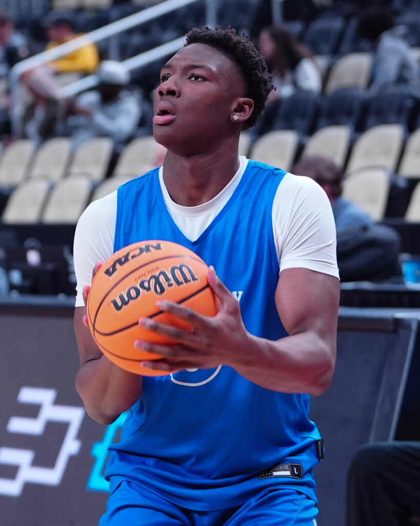 Kentucky Wildcats guard Adou Thiero (3) shoots the ball during the NCAA first round practice session at PPG Paints Arena - Gregory Fisher-USA TODAY Sports