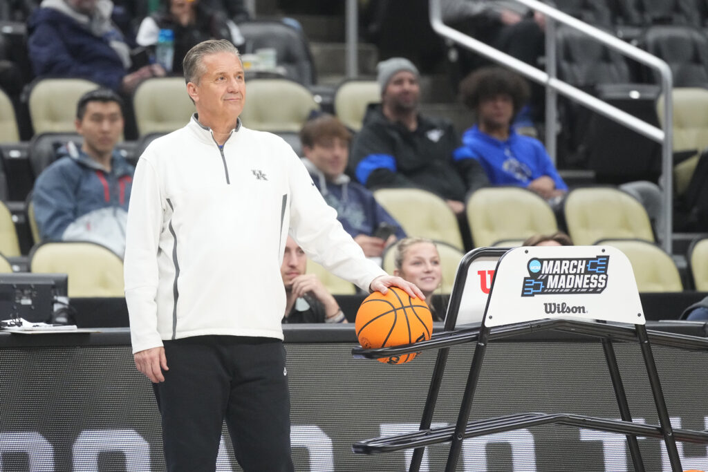 Kentucky Wildcats head coach John Calapari observes his players during the NCAA first round practice session at PPG Paints Arena - Gregory Fisher-USA TODAY Sports