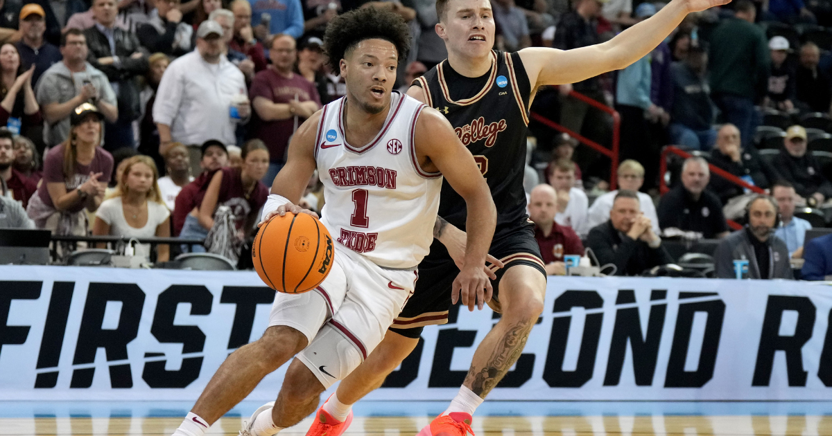 Alabama advances to Round of 32 with dominant win over Charleston