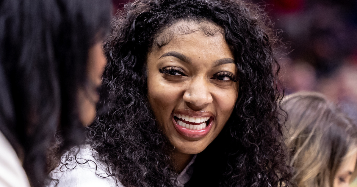 Angel Reese applauds Dawn Staley, South Carolina after national championship