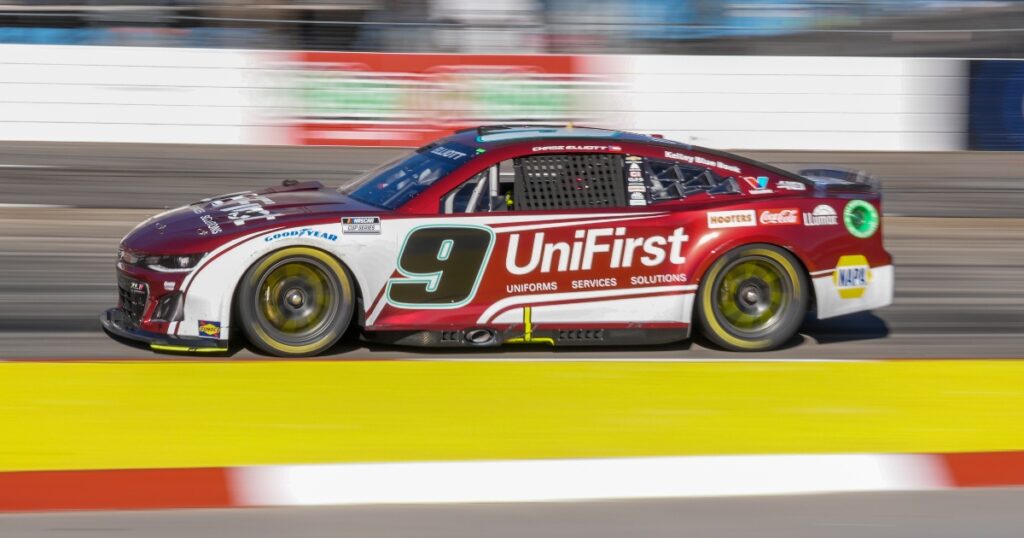 Chase Elliott Martinsville finish