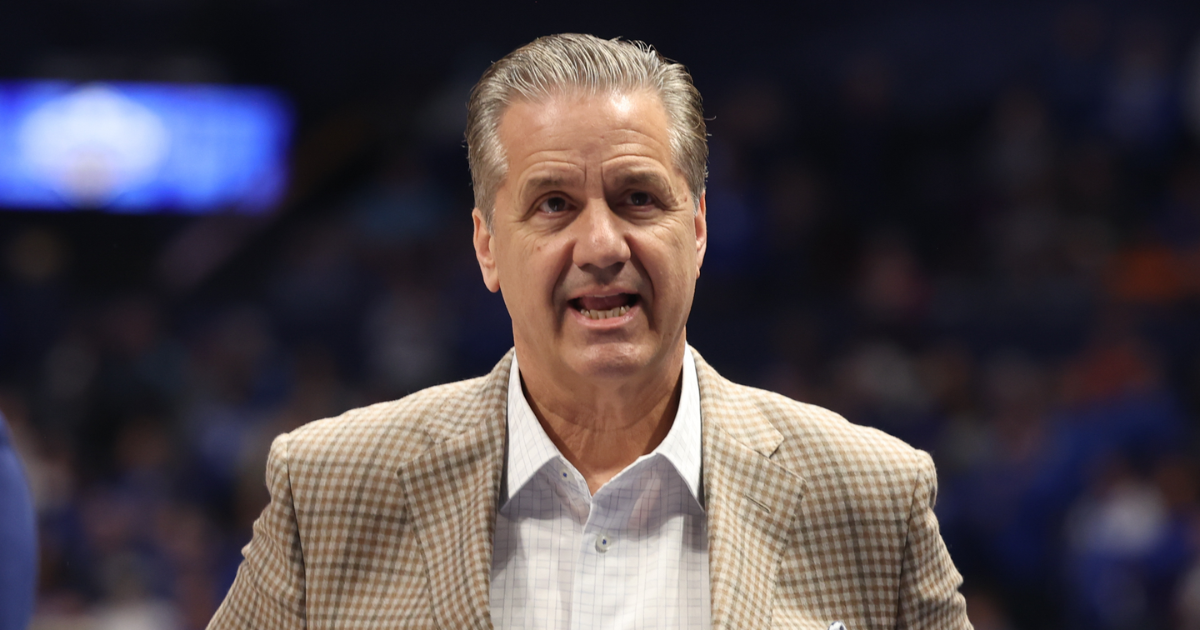 John Calipari uses Mark Pope to take shot at Kentucky administration