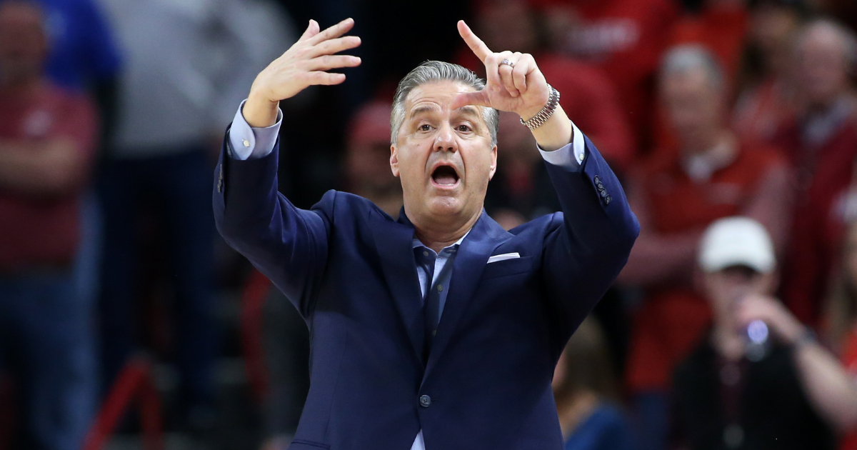 Razorbacks Coach Calipari Announces Expected Scholarship Rotation