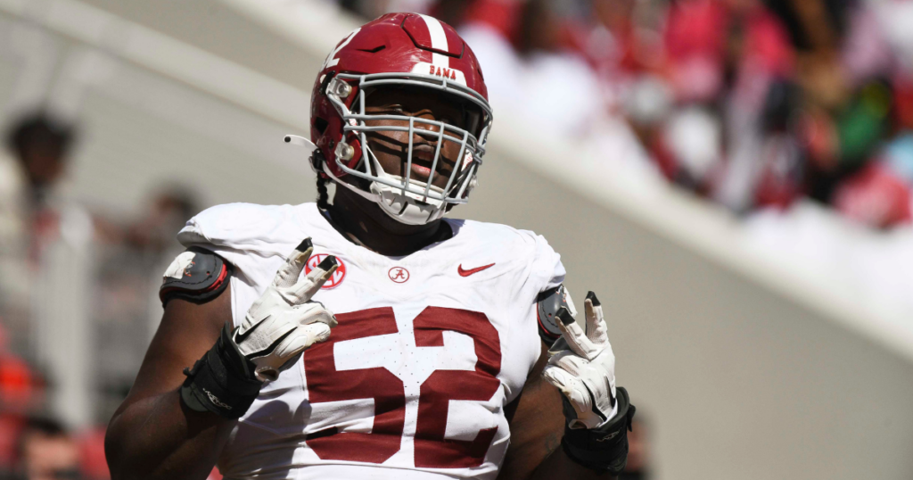 Alabama OL Tyler Booker