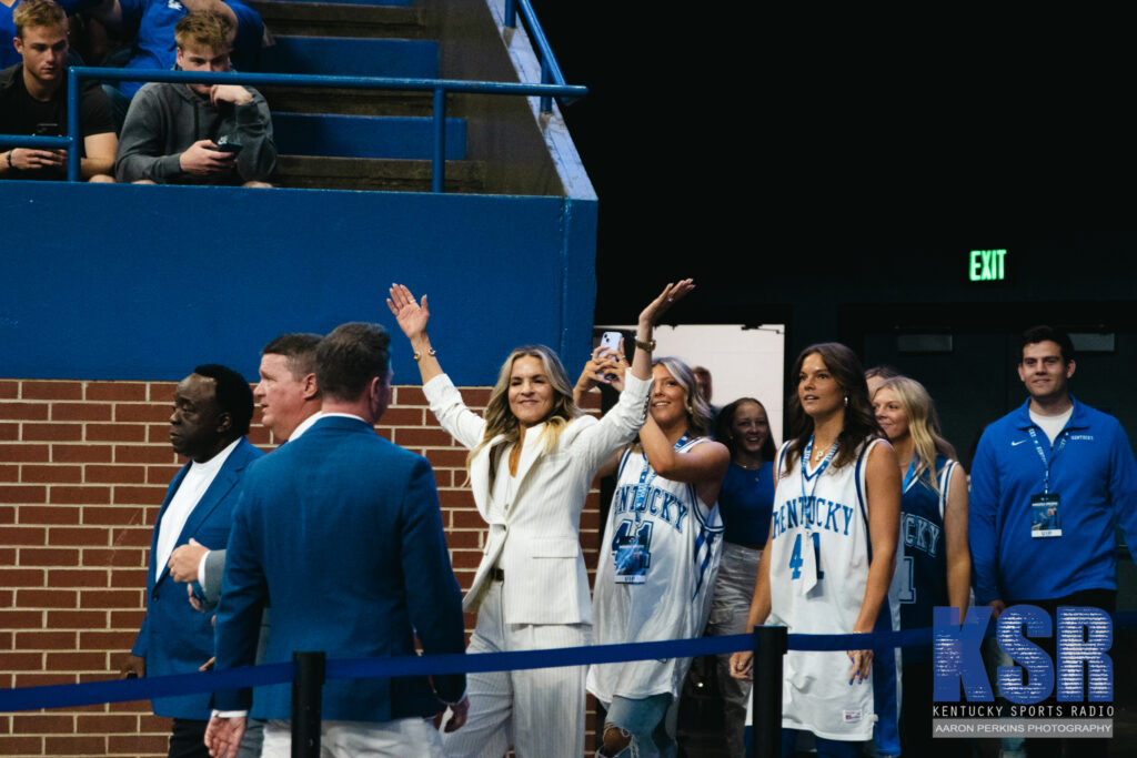 Lee Anne Pope, wife of Mark Pope, and her daughters are introduced at Rupp Arena - Aaron Perkins, Kentucky Sports Radio