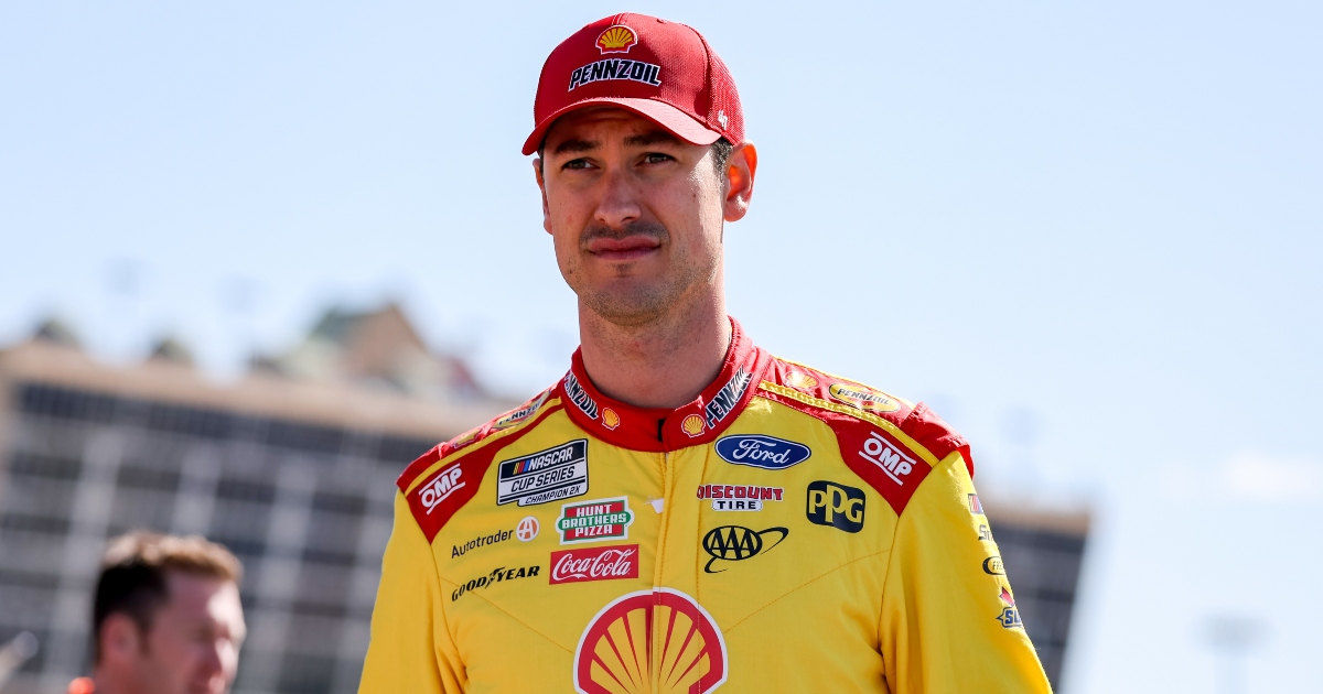 Dale Earnhardt Jr. praises the energy of the official who reprimanded Joey Logano for the pit lane incident