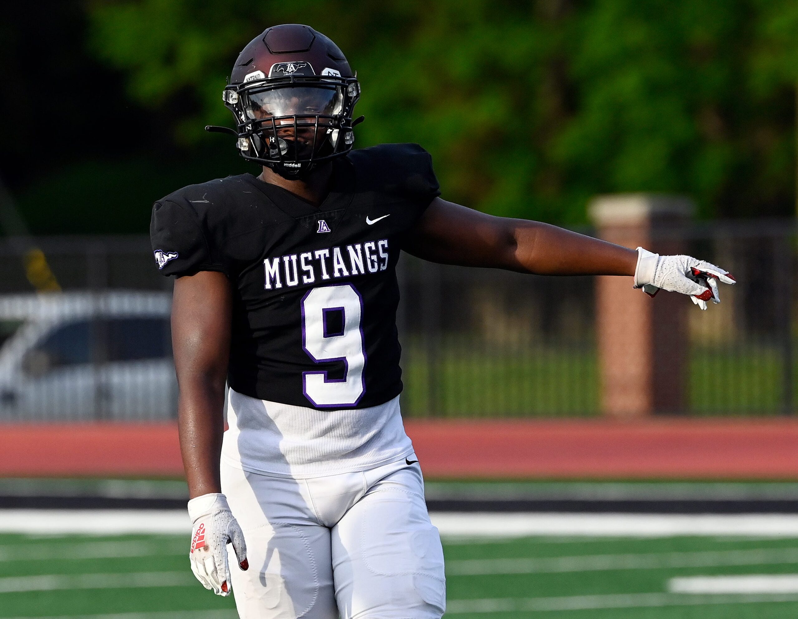 Kentucky adds 3-star linebacker Kris Thompson to roster