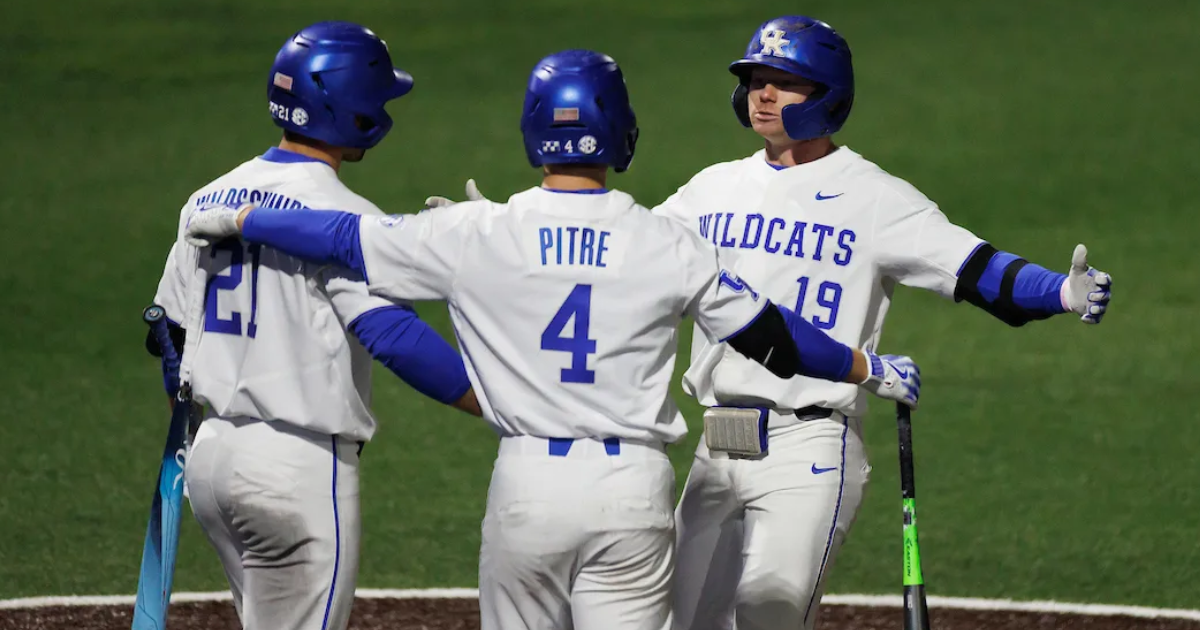 Kentucky topples Tennessee 5-3 in history-setting series opener