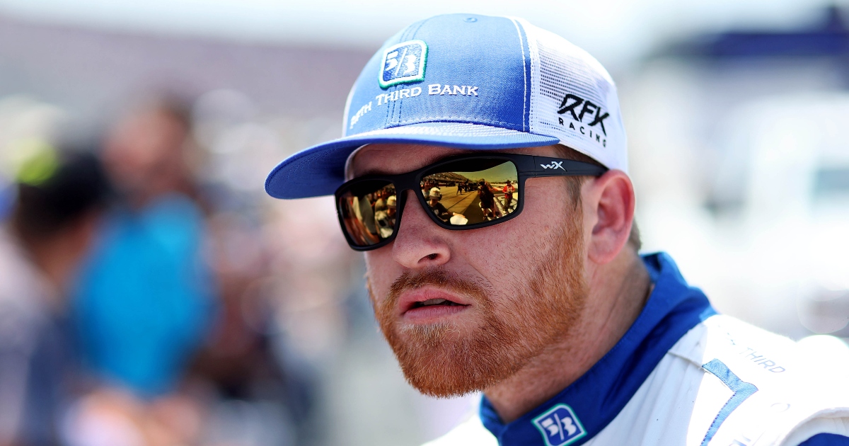 Chris Buescher goes charging after Tyler Reddick on pit road after late wreck at Darlington