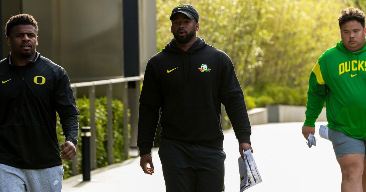 Report Ra Shaad Samples Staying At Oregon After Drawing Head Coach Interest